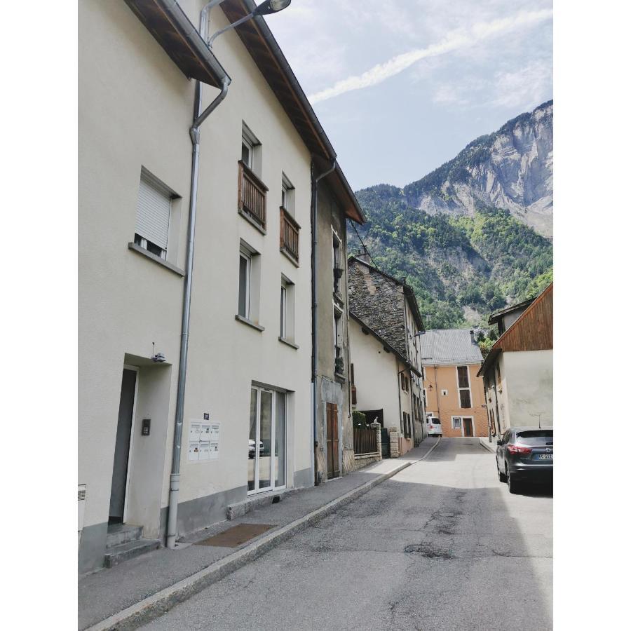 Ferienwohnung L'Emeraude Le Bourg-dʼOisans Exterior foto